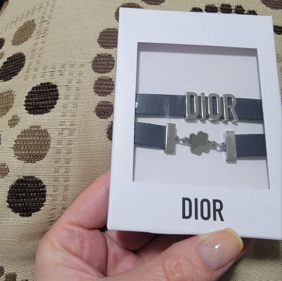 Dior Clover Silvertone Dark Blue Adjustable Bracelet - Picture 4 of 9